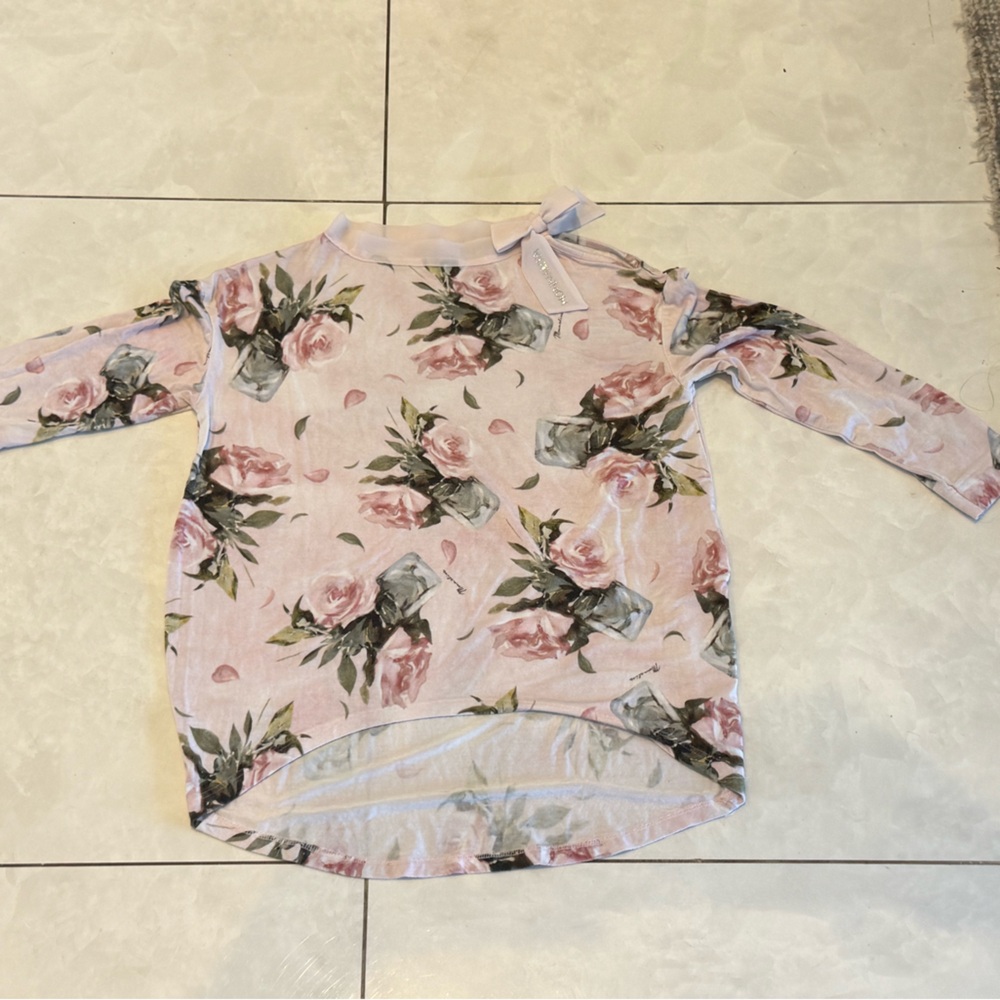 MONA LISA size 8 Pink Floral rose Long-Sleeve Tee